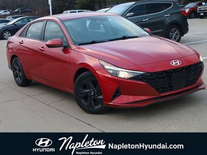 Used 2021 Hyundai Elantra SEL w/ Convenience Package