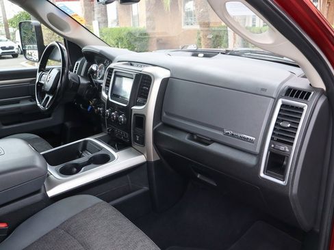 Used 2018 RAM 3500 Big Horn image 40