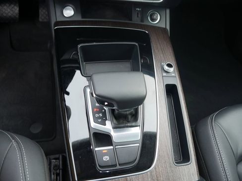 Certified 2023 Audi Q5 2.0T Premium w/ Convenience Package image 50