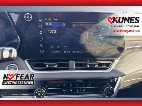 Used 2025 Chevrolet Equinox LT image 25