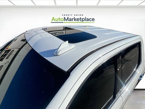 Used 2019 GMC Sierra 1500 SLT w/ SLT Premium Plus Package image 19