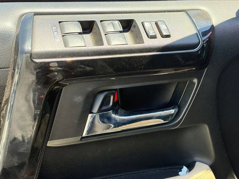 Used 2022 Toyota 4Runner SR5 AWD/4WD image 6