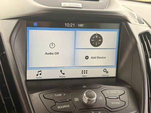 Used 2016 Ford C-MAX Energi SEL FWD image 24