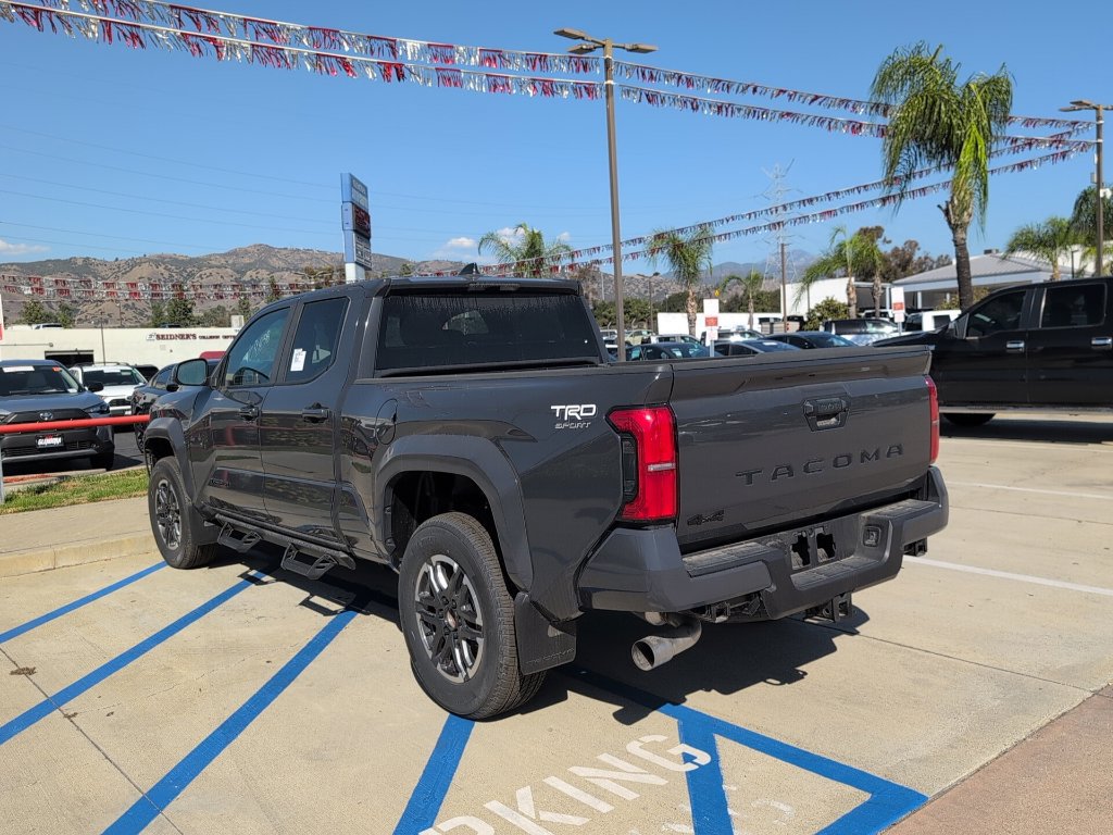 Used 2026 Toyota Tacoma TRD Sport AWD/4WD image 7