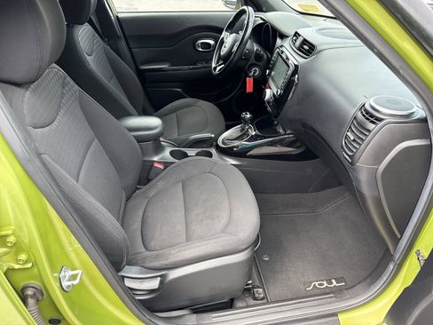 Used 2015 Kia Soul ! w/ Sun & Sound Package FWD image 30