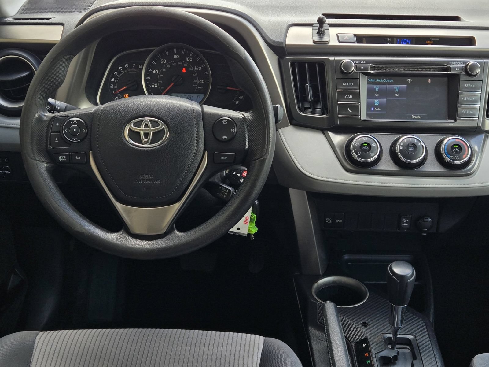 Used 2015 Toyota RAV4 LE AWD/4WD image 28