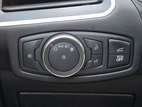 Used 2022 Ford Edge SEL w/ Convenience Package image 23