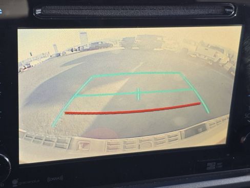 Used 2017 Toyota Tacoma TRD Sport image 6