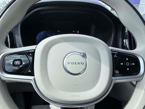 Certified 2026 Volvo XC60 B5 Ultra AWD/4WD image 20