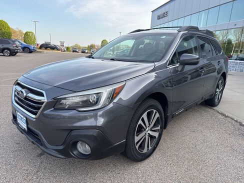 Used 2019 Subaru Outback 2.5i Limited AWD/4WD image 5