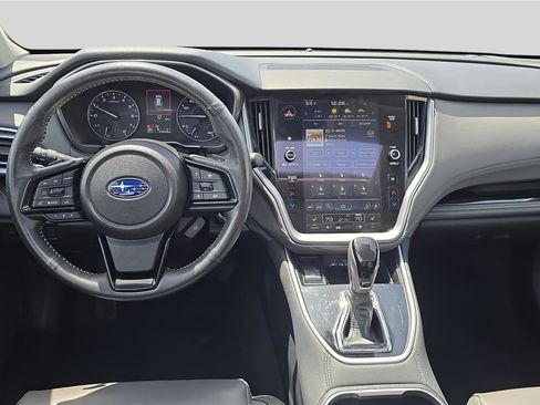 Used 2025 Subaru Outback Onyx Edition AWD/4WD image 9
