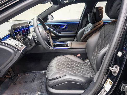 Used 2025 Mercedes-Benz S 580 4MATIC Sedan image 18