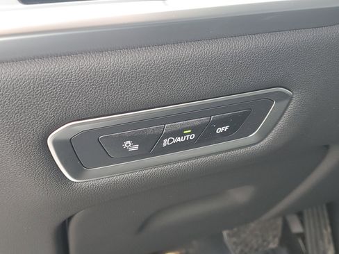 New 2026 BMW X7 xDrive40i w/ Climate Comfort Package image 11