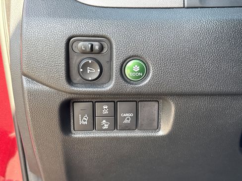Used 2023 Honda Ridgeline Sport image 18