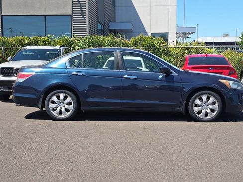 Used 2010 Honda Accord EX image 3