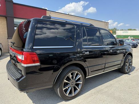 Used 2016 Lincoln Navigator Reserve AWD/4WD image 6