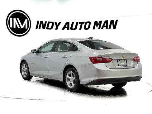 Used 2018 Chevrolet Malibu LS FWD image 6
