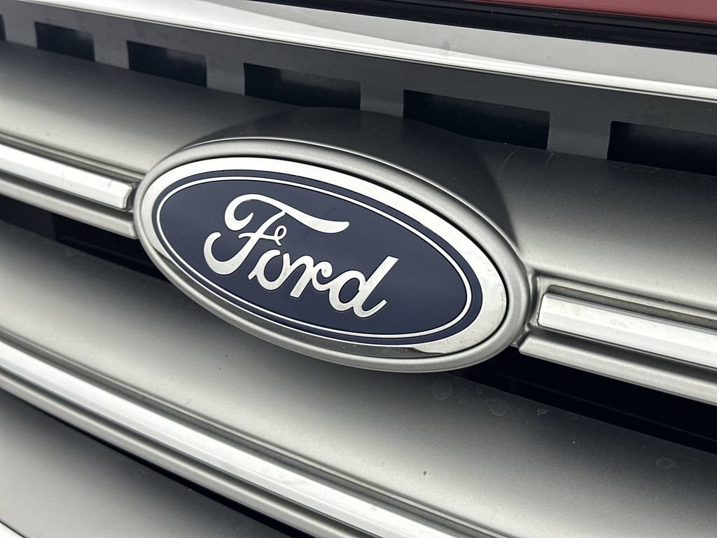 Used 2017 Ford Escape Titanium AWD/4WD image 32