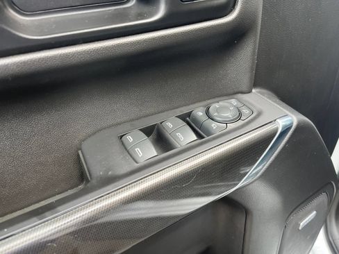 Used 2022 GMC Sierra 1500 AT4 w/ AT4 Premium Package AWD/4WD image 12