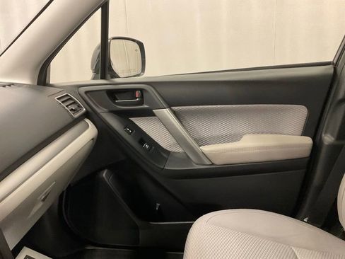 Used 2017 Subaru Forester 2.5i Premium w/ Popular Package #2A image 22