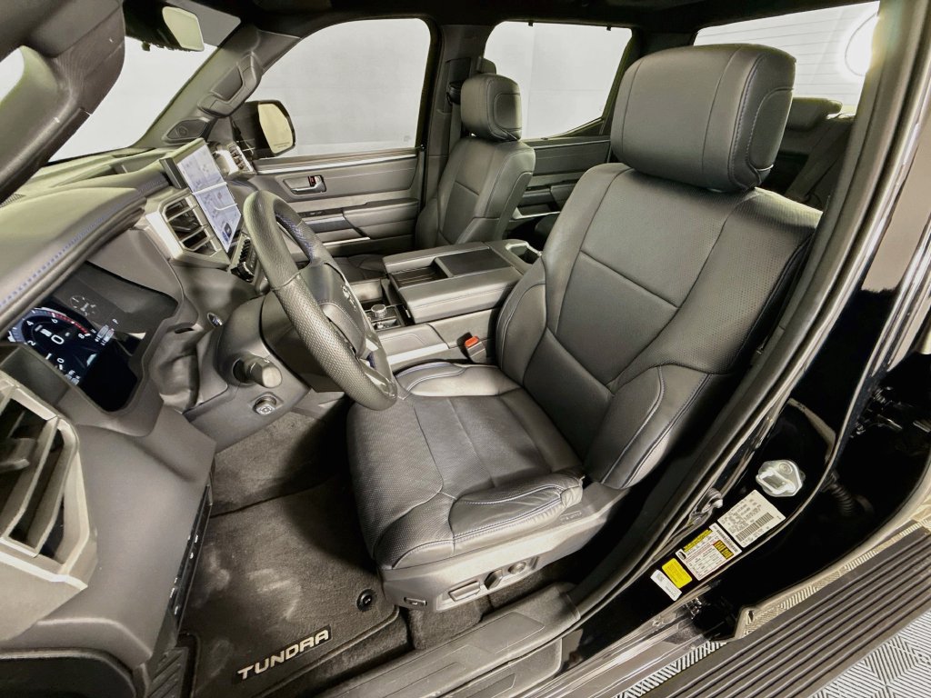 Used 2024 Toyota Tundra Platinum AWD/4WD image 22