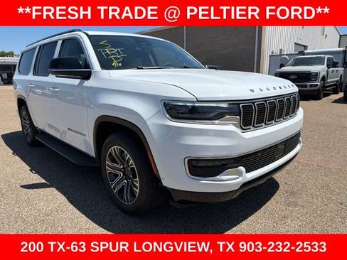 Used 2024 Jeep Wagoneer L 4WD w/ Premium Group I image 1
