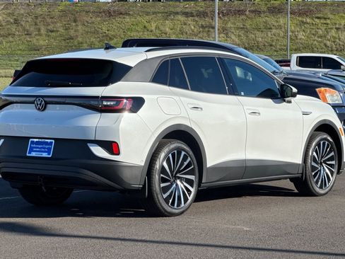 New 2026 Volkswagen ID.4 Pro image 3