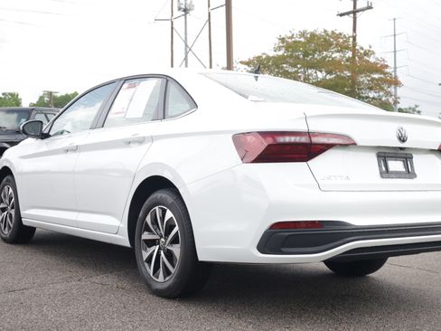 Used 2024 Volkswagen Jetta S FWD image 3