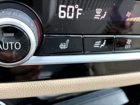 Used 2019 BMW X3 xDrive30i w/ Premium Package image 37