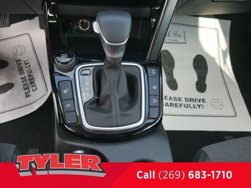Used 2025 Kia Seltos S AWD/4WD image 31