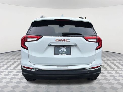 Used 2023 GMC Terrain AT4 AWD/4WD image 6