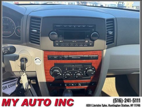 Used 2005 Jeep Grand Cherokee Limited image 17