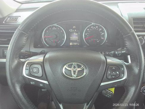 Used 2017 Toyota Camry SE FWD image 10