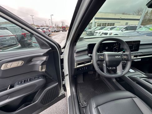 New 2027 Kia Telluride S image 33