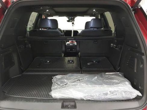 New 2026 Chevrolet Traverse LT w/ Sun and Wheel Package image 27