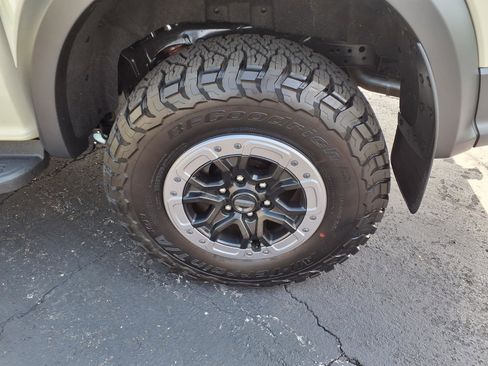 Used 2025 Ford Ranger Raptor AWD/4WD image 6