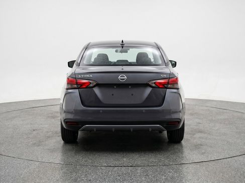 Used 2025 Nissan Versa SV FWD image 7