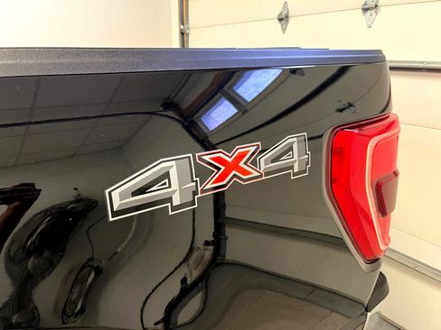 Used 2023 Ford F150 XLT image 31