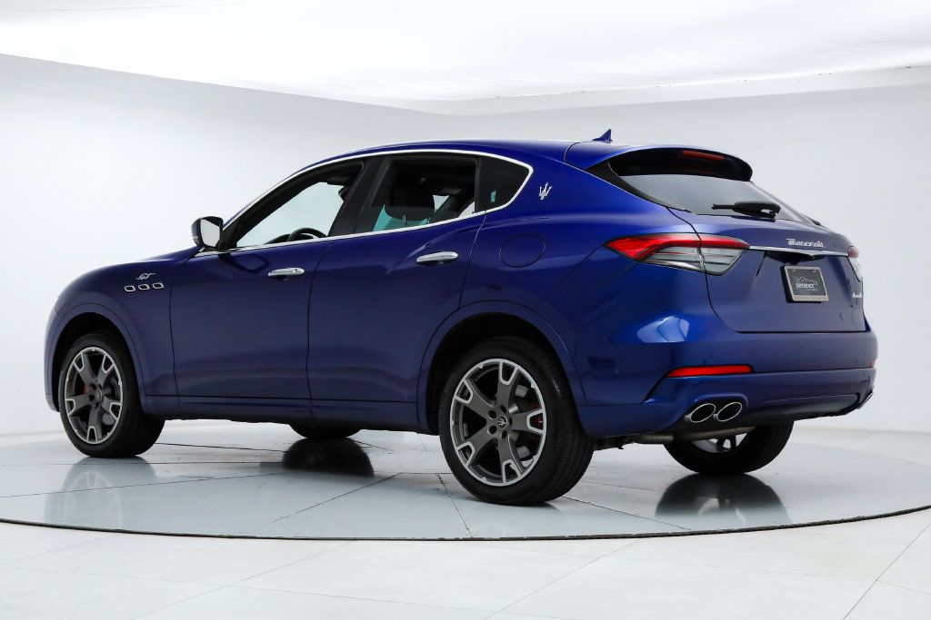 Certified 2023 Maserati Levante GT AWD/4WD image 3