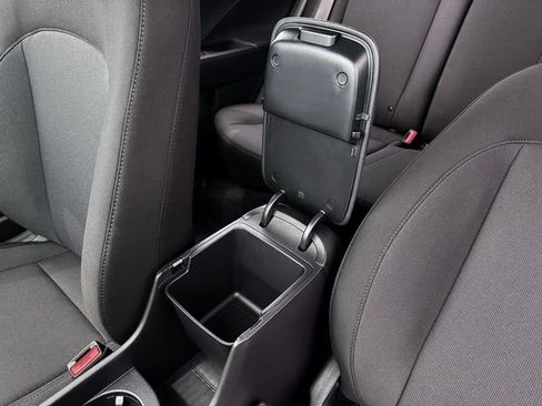 New 2026 Hyundai Kona SE image 19