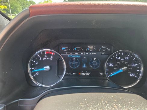 Used 2019 Ford F250 Platinum w/ Platinum Ultimate Package AWD/4WD image 15