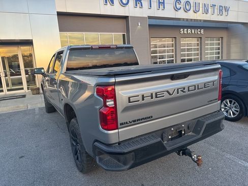 Used 2024 Chevrolet Silverado 1500 Custom Trail Boss w/ LPO, Dark Essentials Package image 9