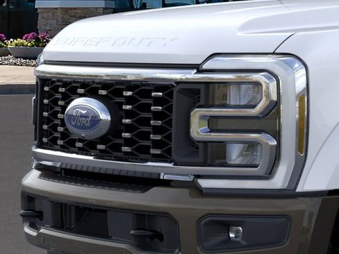 New 2026 Ford F450 King Ranch w/ FX4 Off-Road Package image 17