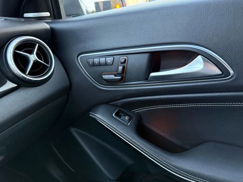 Used 2015 Mercedes-Benz CLA 250 4MATIC image 12