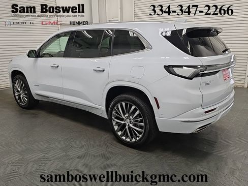 New 2026 Buick Enclave Avenir w/ Super Cruise Package FWD image 5