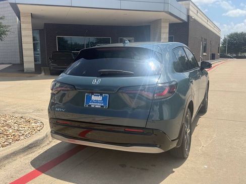 Used 2025 Honda HR-V EX-L image 6
