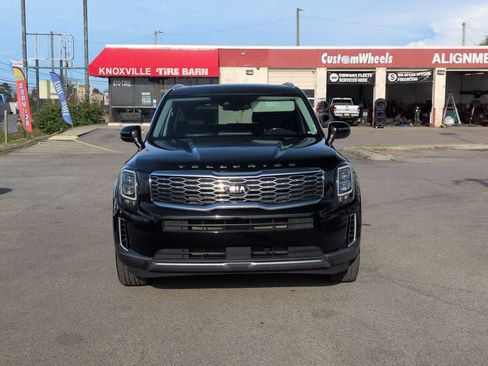 Used 2021 Kia Telluride EX w/ EX Premium Package FWD image 3