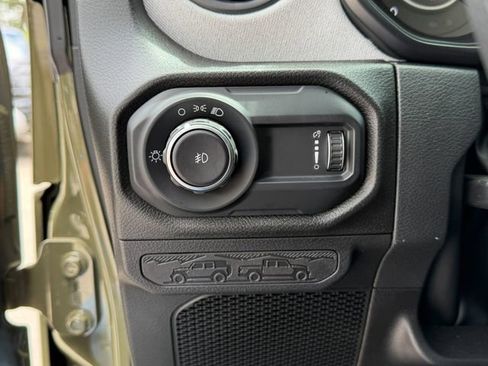 Used 2026 Jeep Wrangler Unlimited Sport AWD/4WD image 10