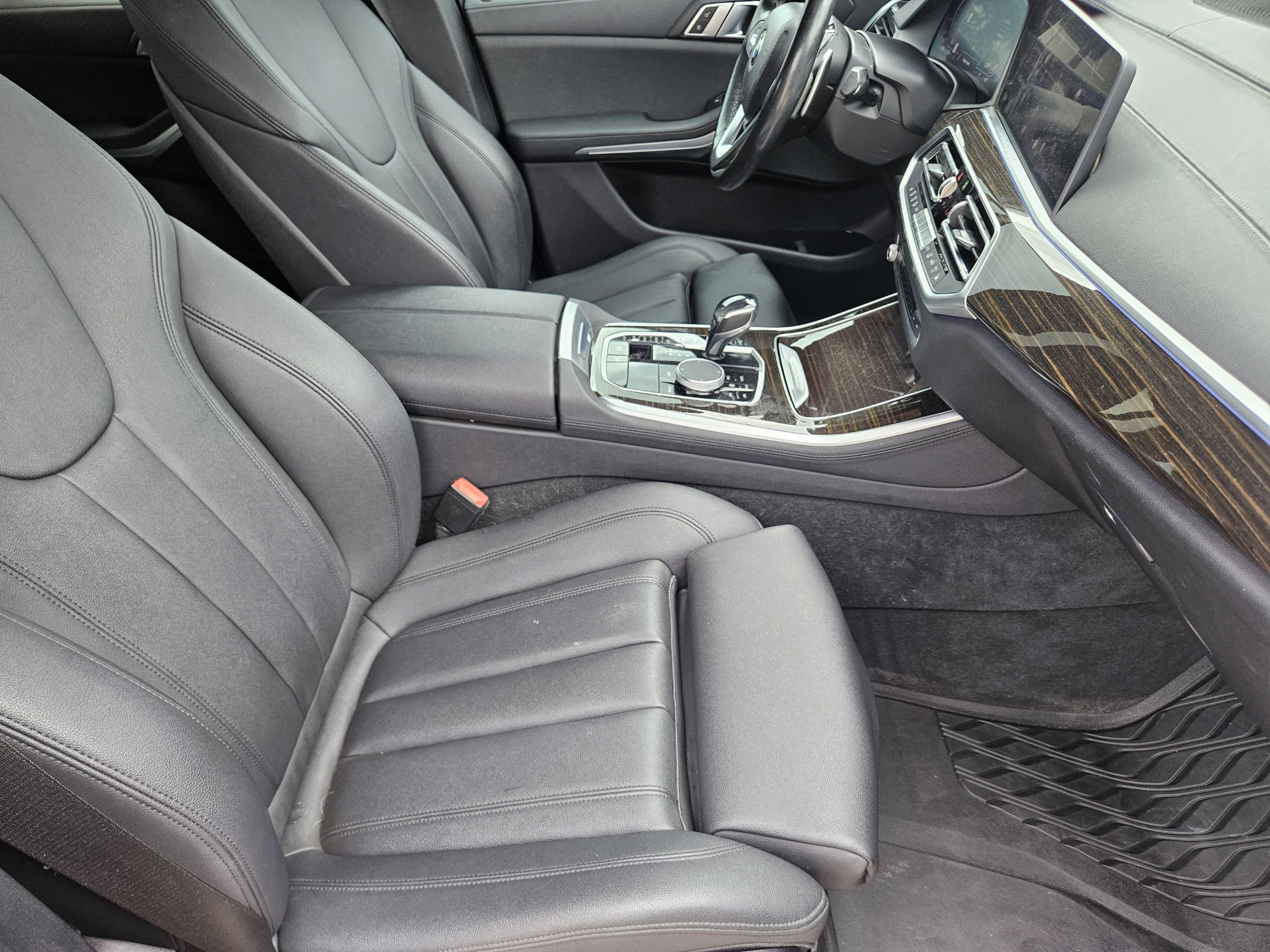 Used 2020 BMW X5 xDrive40i w/ Convenience Package AWD/4WD image 6