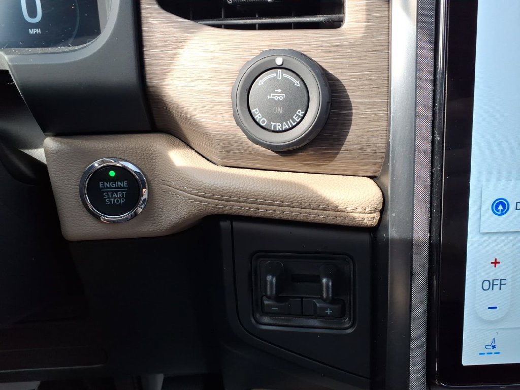 Certified 2023 Ford Expedition Limited AWD/4WD image 26